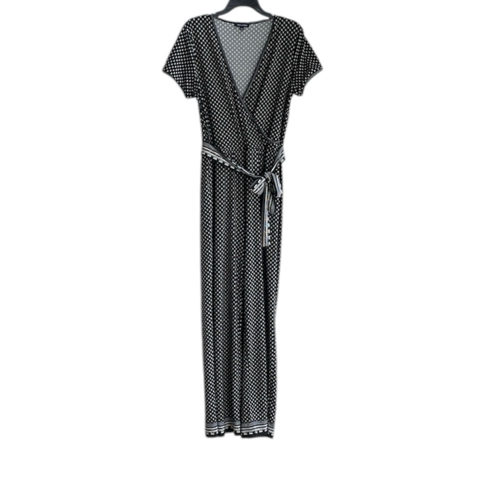 Classy Black and White Jumpsuit